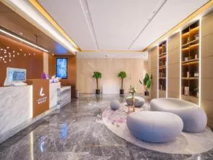 Lavande Hotel Beijing South Railway Station Shiliuzhuang Metro Station