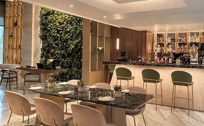 Anthology of Athens, The Leading Hotels of the World