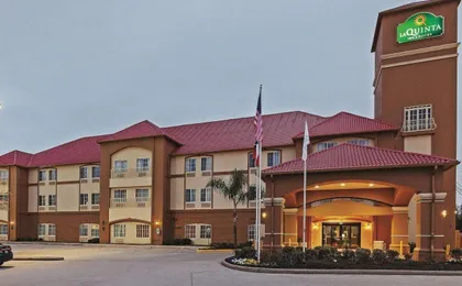 Red Lion Inn & Suites Hou Airport Road