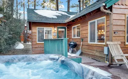 BIG Bear Happy Place #2421