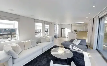 Luxury Royalty Mews