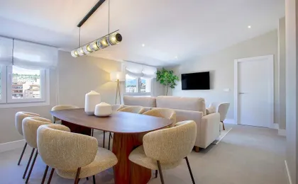 Exclusive Penthouse With Private Terrace in Granada San Anton 402