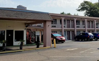 Executive Inn