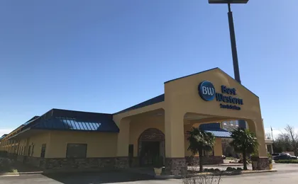 Best Western Inn & Suites