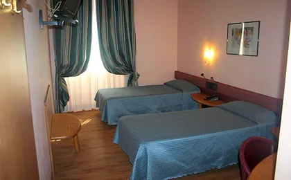Albert Hotel