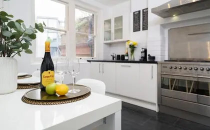 Huge & Central 3 Bedr, 4 Beds, Covent Gdn