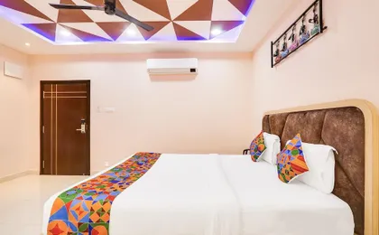 Fabhotel Prime Ravila Grand