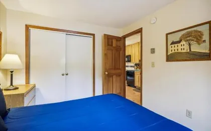 Cozy One-Bedroom Edgemont Condo with Ski Access & Fireplace B3