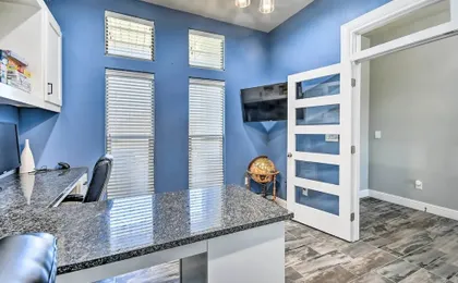 Modern Amarillo House w/ Fire Pit + Hot Tub!