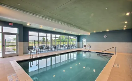 Holiday Inn Express And Suites Fond du Lac