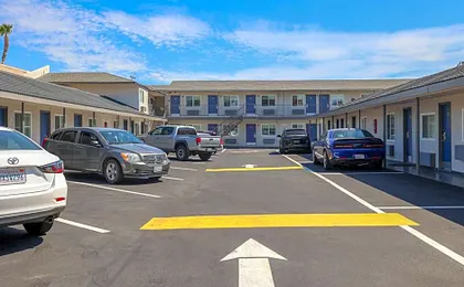 Motel 6 Tustin, CA - Orange County