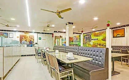 Townhouse La Vista Inn Grand Hotel