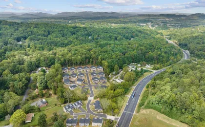 Dogwood & Sweetgum Buyout by Avantstay 2 Home Buyout! Sleeps 16!
