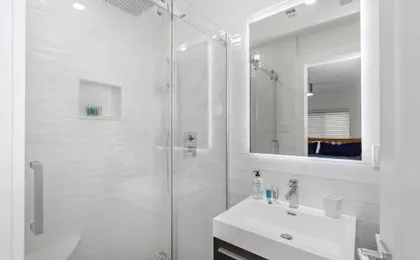 Villa Azule-Waterfront-Dock-Free Amenities-Bikes-Fishing and Beach Gear