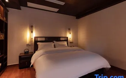 Shejian Inn (Sifang Street, the Old Town of Lijiang)