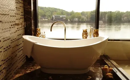 Lambertville Station Inn