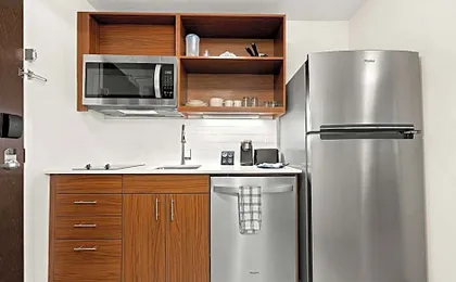 Everhome Suites Huntsville - Research Park