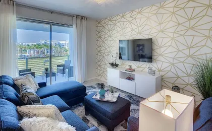 Updated Condo, 5 mi to Disney, On-site Water Park!