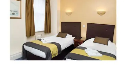 Rose Court Marble Arch