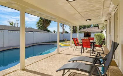 Shalimar of Tempe by Avantstay Central Location + Private Pool