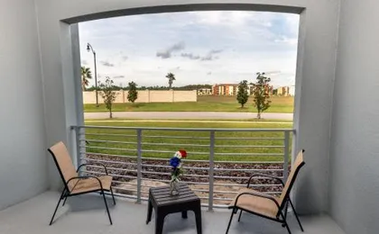 H - New 2 Bedroom Condo - 5 Miles to Disney - Free Water Park