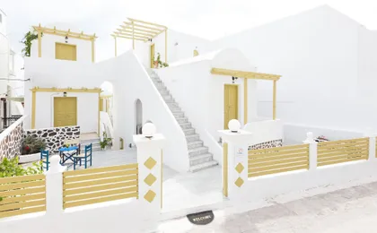 Sunny Days Hotel Fira Santorini