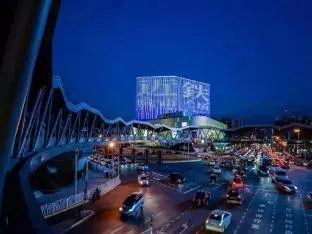 Hanting Hotel Shanghai Qilianshan South Road Metro Station