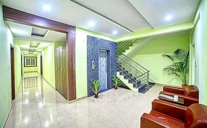 Red Key Airport Transit Stay