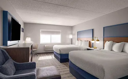 AmericInn by Wyndham Shakopee Near Canterbury Park