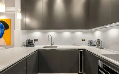 Ultra Luxury Holland Park Home - Central AC
