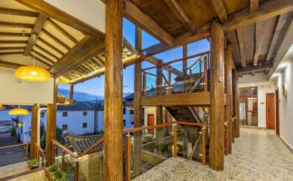 Floral Hotel · ancient city of Lijiang Xin Jing Jing Ju Hotel