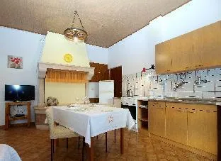 Apartment 1965