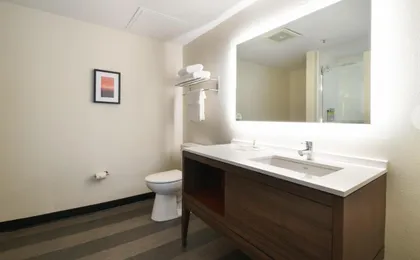 Holiday Inn Fredericksburg Conference Ctr