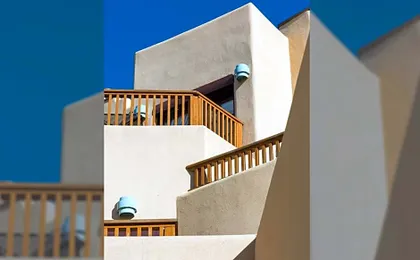 Inn on La Loma Plaza