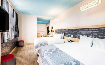 TRYP by Wyndham New York City Times Square / Midtown