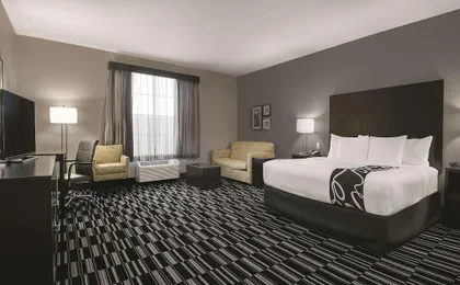 La Quinta Inn & Suites by Wyndham Fort Worth West - I-30