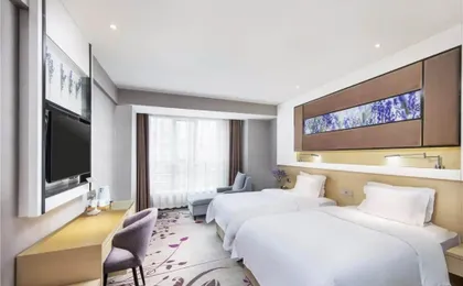 Lavande Hotel (Wuhan Optical Valley Chuxiong Avenue)