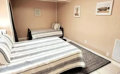 Madre Azul Bay House 3 Bedroom Home