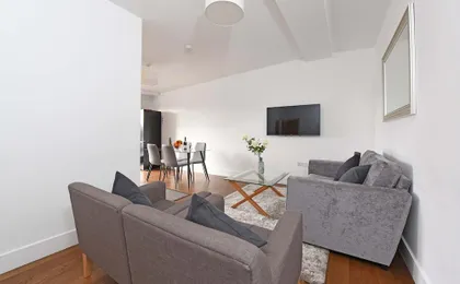 Modern & Spacious 2 Bed Apartment at Clapham Junction