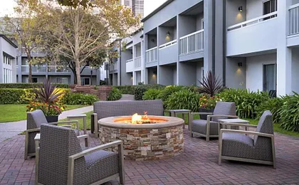 Courtyard by Marriott San Mateo Foster City