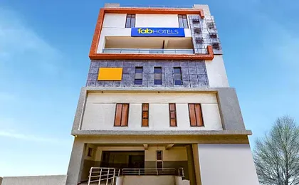 FabHotel Starhood - Manikonda
