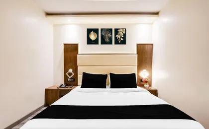 Collection O Andheri Near Western Express Highway