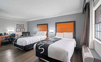 La Quinta Inn & Suites by Wyndham Corpus Christi North
