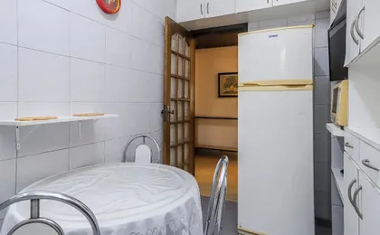 Leme 2 quartos amplo 2 min praia