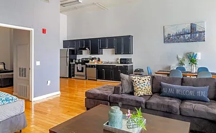 Free Parking Walk to Conv Center 5 Beds Loft