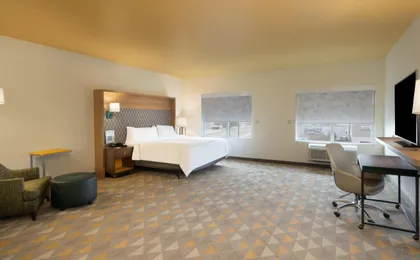 Holiday Inn & Suites Memphis Southeast Germantown