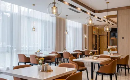 Atour Hotel Hangzhou Chongxian Banshan