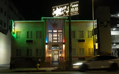 Hollywood Star Inn