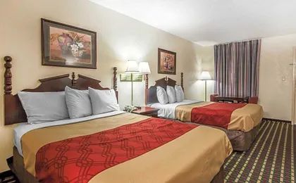 Econo Lodge Inn & Suites Tuscaloosa I-20