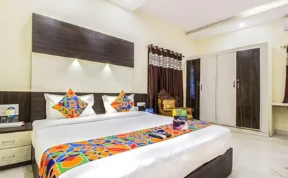 Fabhotel Crown Suites